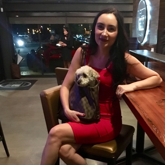 Meet your Posher, Tina - Picture 1 of 1